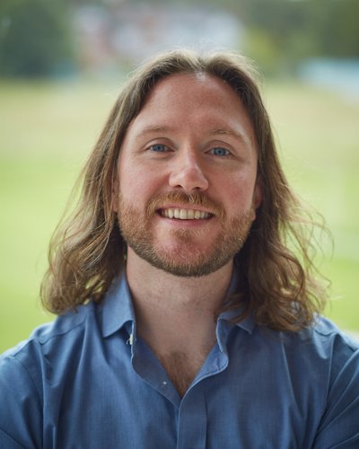 Dr Trystan Leng
